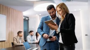 Cargos que puede ejercer un profesional en Administración