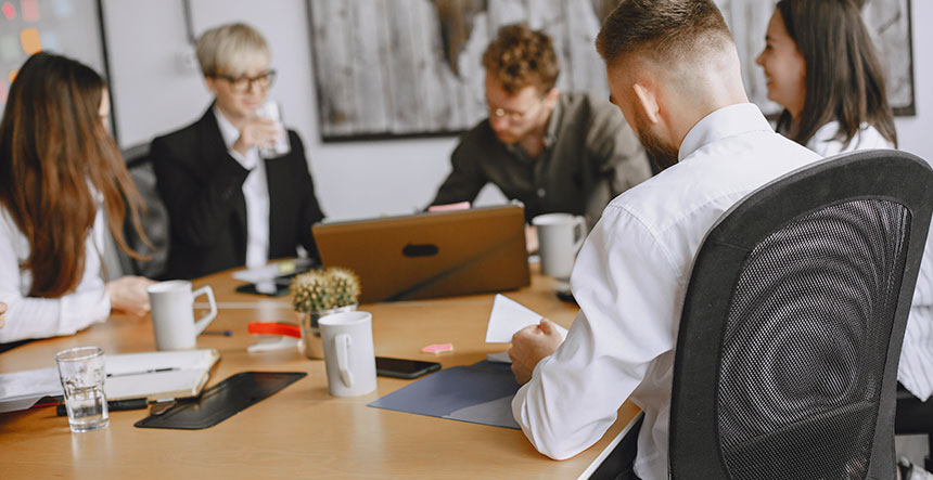 Qué buscan las empresas en sus procesos de formación para talento humano