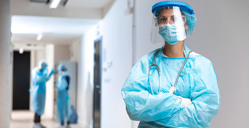 Curso de bioseguridad: aprende a prevenir riesgos en entornos clínicos
