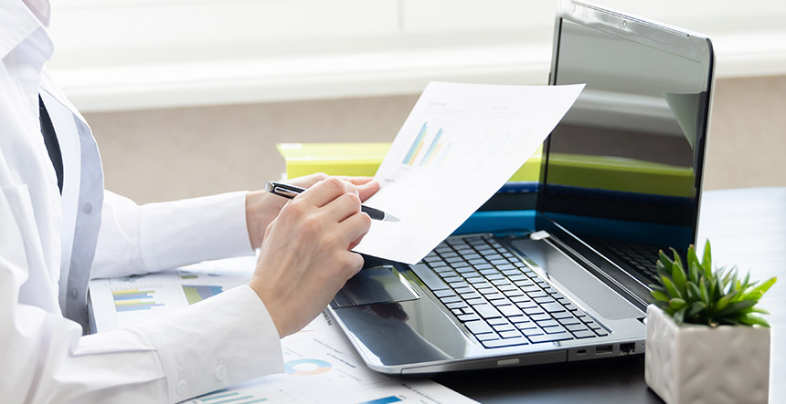 Ventajas de formarse en auditoría de cuentas médicas