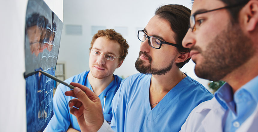 Diferencias entre centro de salud y hospital: guía útil si vas a estudiar salud