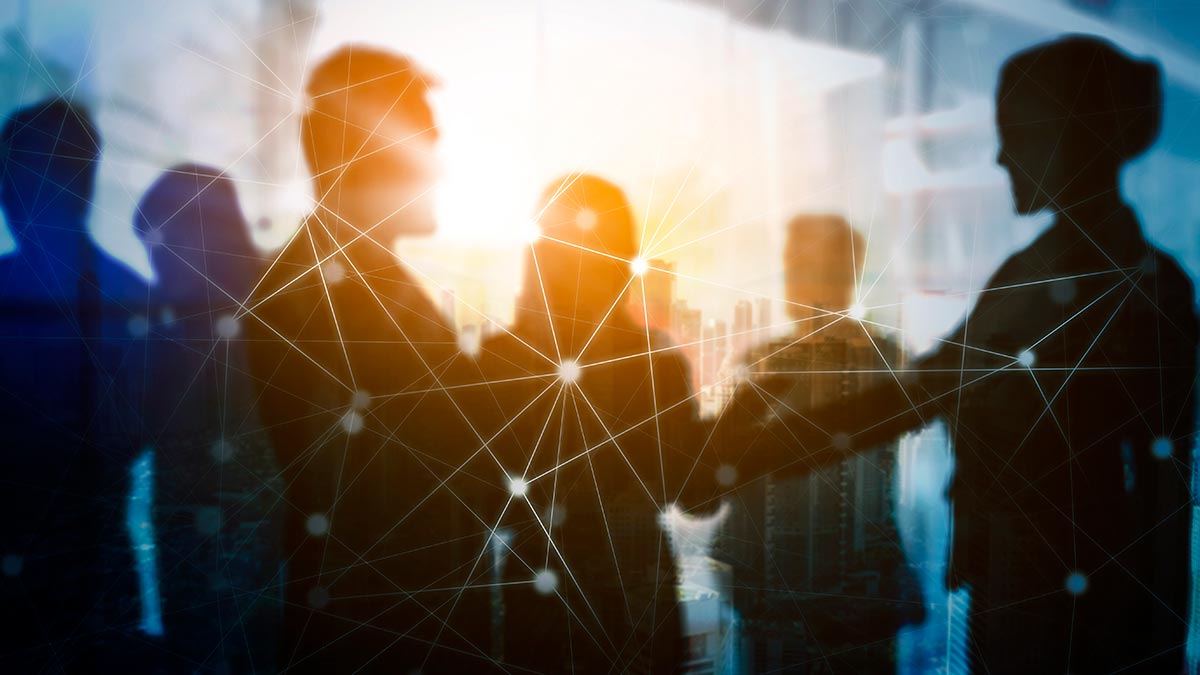 hacer networking y conseguir empleo