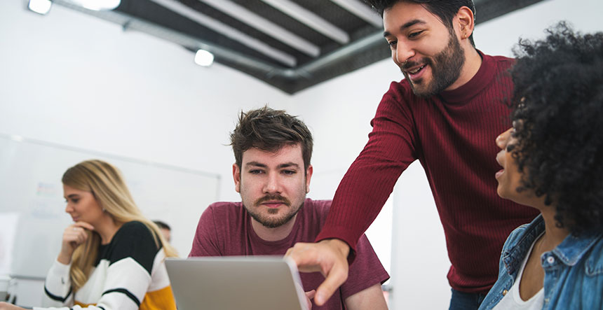 participar en hackathons