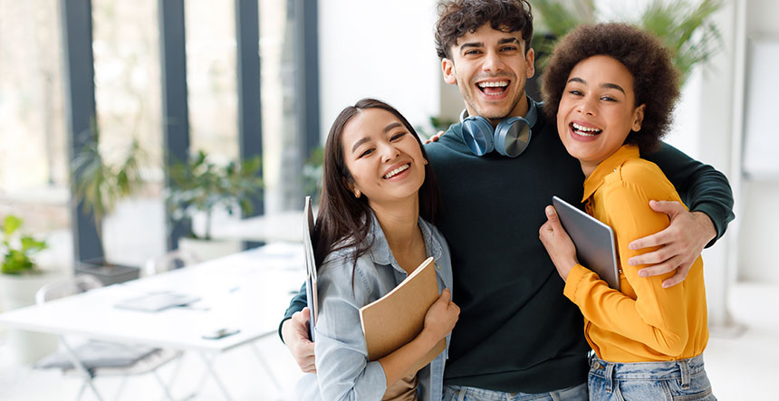 Universidad y alumni empleo