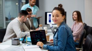 Participar en hackathons