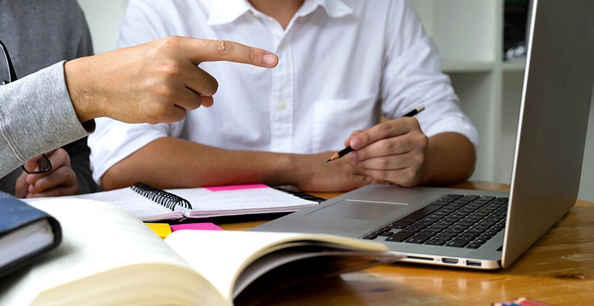 prácticas y pasantías