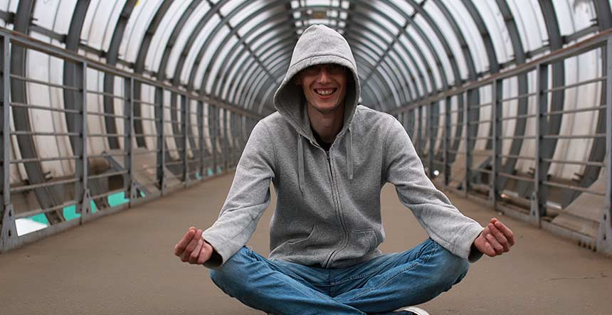 Meditación en el Metro Bienestar Transporte