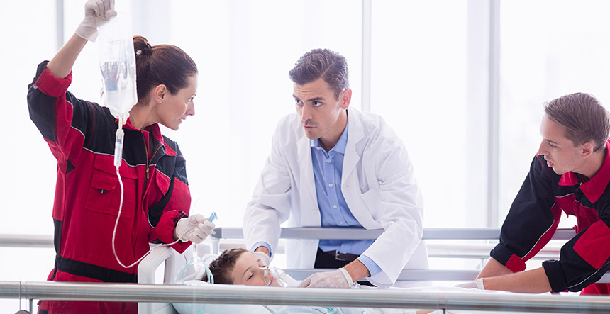 ¿Dónde Encuentro Cursos y Certificados Reconocidos en Emergencias Médicas para Avanzar en mi Carrera?